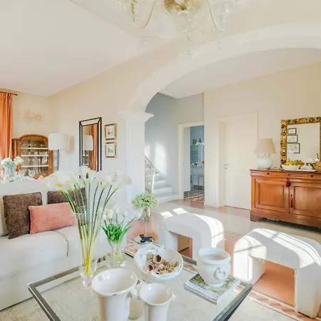 Villa Orentano Villa *