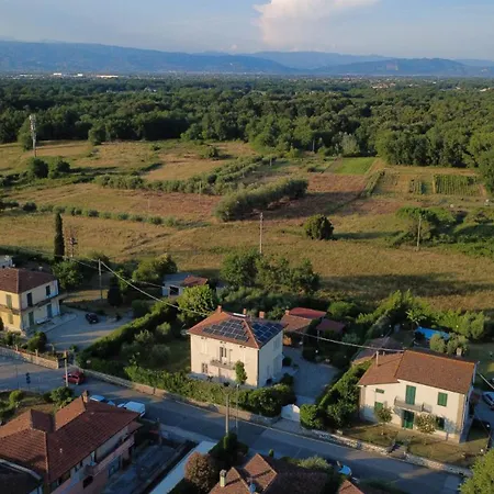 Villa Orentano *